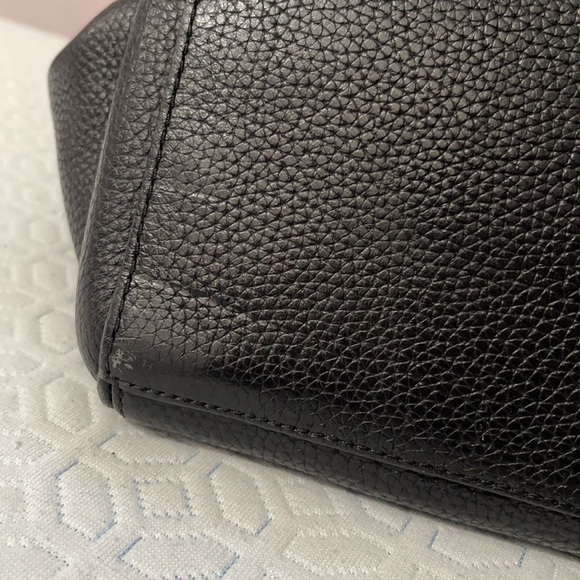 Kate Spade Zippered Tote Bag - Picture 13 of 16